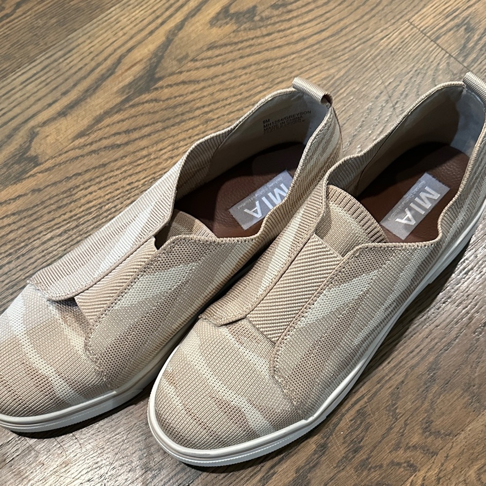 MIA Beige Slip-On Women's Sneakers - Picture 3 of 7